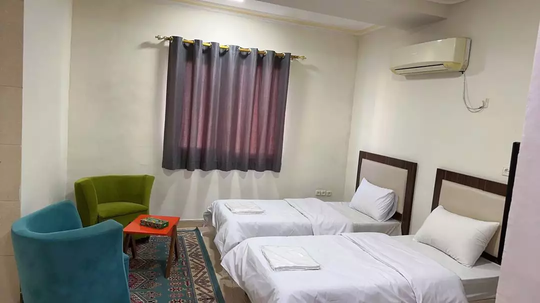 هتل آپارتمان آدینه قشم